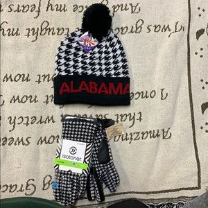 Hounds tooth hat and gloves